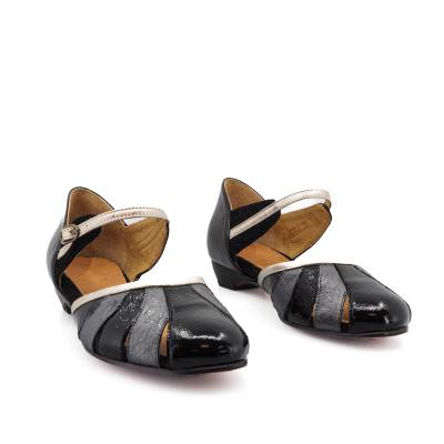 LITTLE AVA PLUS BLACK (con...