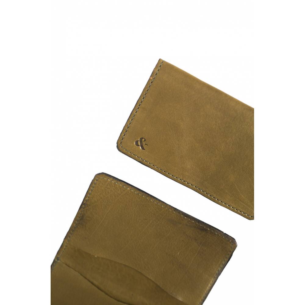 Slide Swing TARJETERO TRIPLE DE PIEL OLIVA thumbnail 4